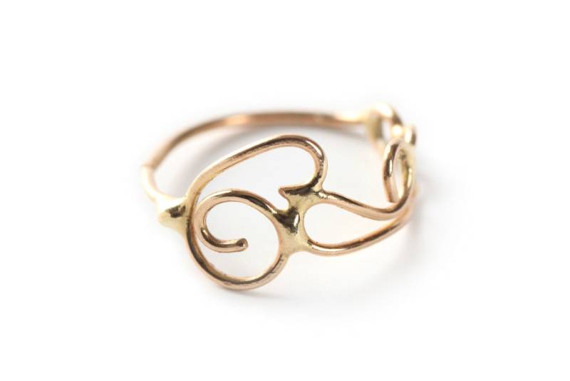 14K Gold Nasenring - Curly Septum Piercing | 8 Mm 14K Gold Nasenring - Curly Septum Piercing | 8 Mm von studiolil