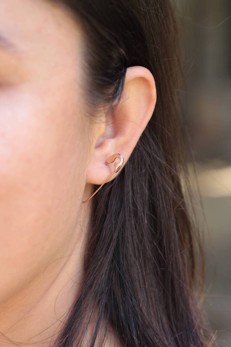 14K Gold/925 Silber Sicherheitsnadel Ohrringe Punk Style Paar von studiomirage