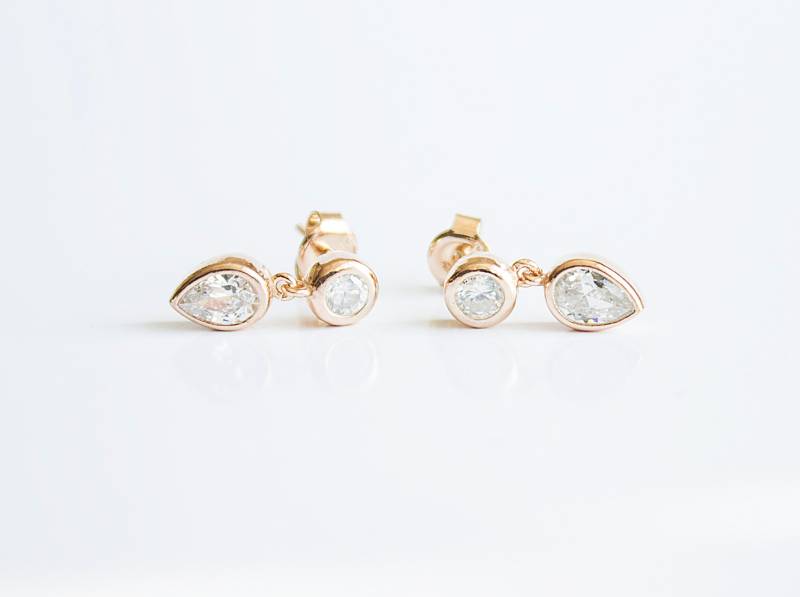 14K Gold/925Er Silber Teardrop Tropfenohrringe 14K Gold/925Er Silber Teardrop Tropfenohrringe von studiomirage