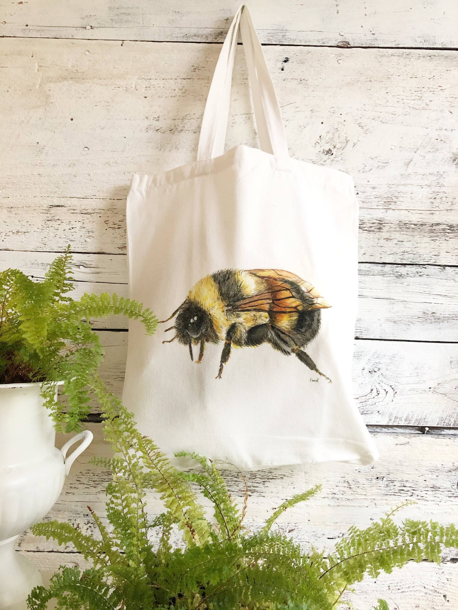 Hummel Biene Profil Ansicht Wiederverwendbare Stoff Markttasche Mit Kunst Von Emma Pyle von studioontenth