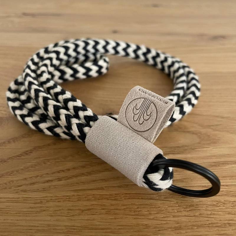 Expressversand // Schlüsselband "Beige" | Wunschbrunnen von studiowunschbrunnen