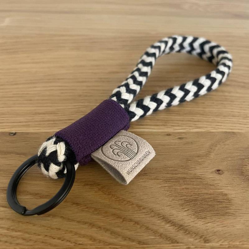 Expressversand // Schlüsselband "Plum" | Wunschbrunnen von studiowunschbrunnen