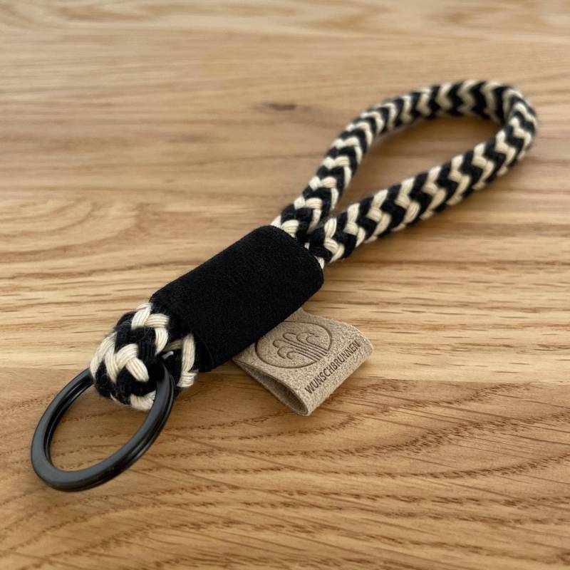 Expressversand // Schlüsselband "Schwarz" | Wunschbrunnen von studiowunschbrunnen