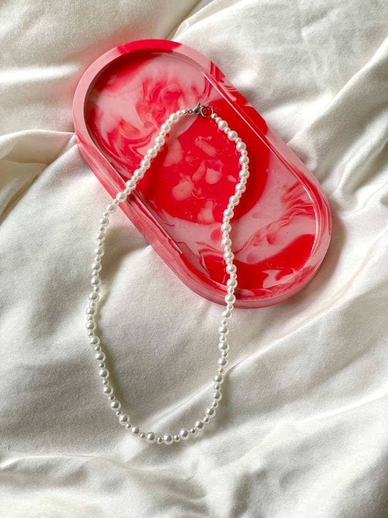 Davin Perlenkette - Einfache Schlichte Glaswachsperlen Kette, Große Und Kleine Perlen von stuffbyclau