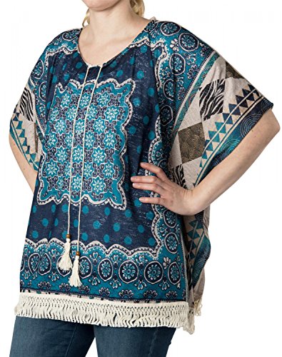 styleBREAKER Poncho mit Ethno Blumen Muster in Leichter Lochoptik, Fransen, Sommer, Oversize Optik, Boho Style, Damen 08010025, Farbe:Hellgrau von styleBREAKER