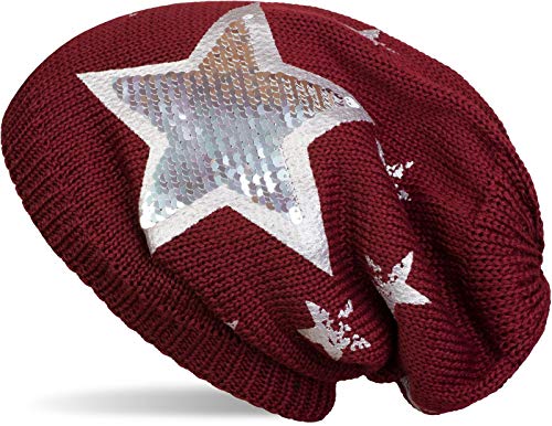 styleBREAKER warme Feinstrick Beanie Mütze mit All Over Vintage Stern Print, Pailletten Stern und sehr weichem Fleece Innenfutter 04024091, Farbe:Bordeaux-Rot von styleBREAKER