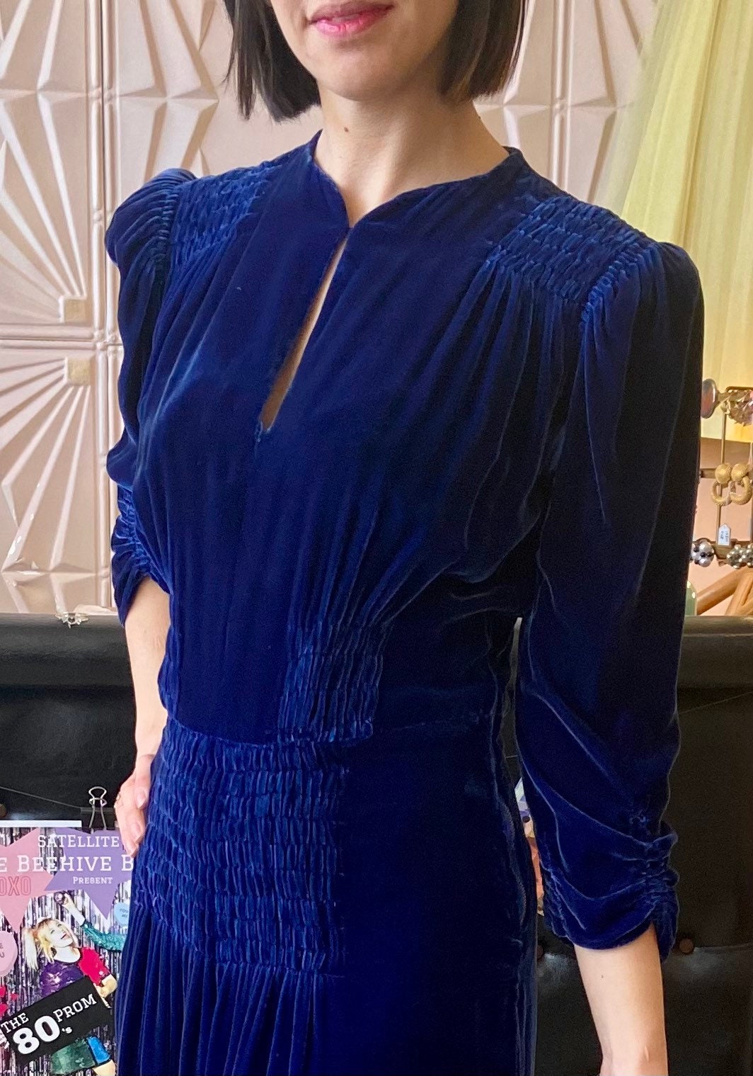 1930Er Jahre Traumkleid Aus Blauem Seidensamt 1930Er Jahre Traumkleid Aus Blauem Seidensamt von stylegirl