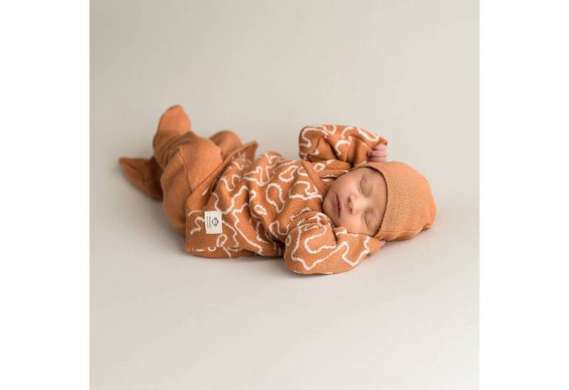 suebidou Neugeborenen-Geschenkset Wunderschönes 4 teil.Set für Neugeborene aus Baumwolle Feinstrick (Set, 4 teilig: Hose, Jacke, Mütze, Tasche) 4 teiliges Set aus Baumwolle weich und bequem von suebidou