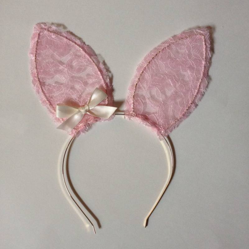 Spitze Häschenohren Mit Schleife - Rosa Osterhasenohren Häschenmädchenohren Häschenstirnband in Pink Ohren Ostermode von sugarlux
