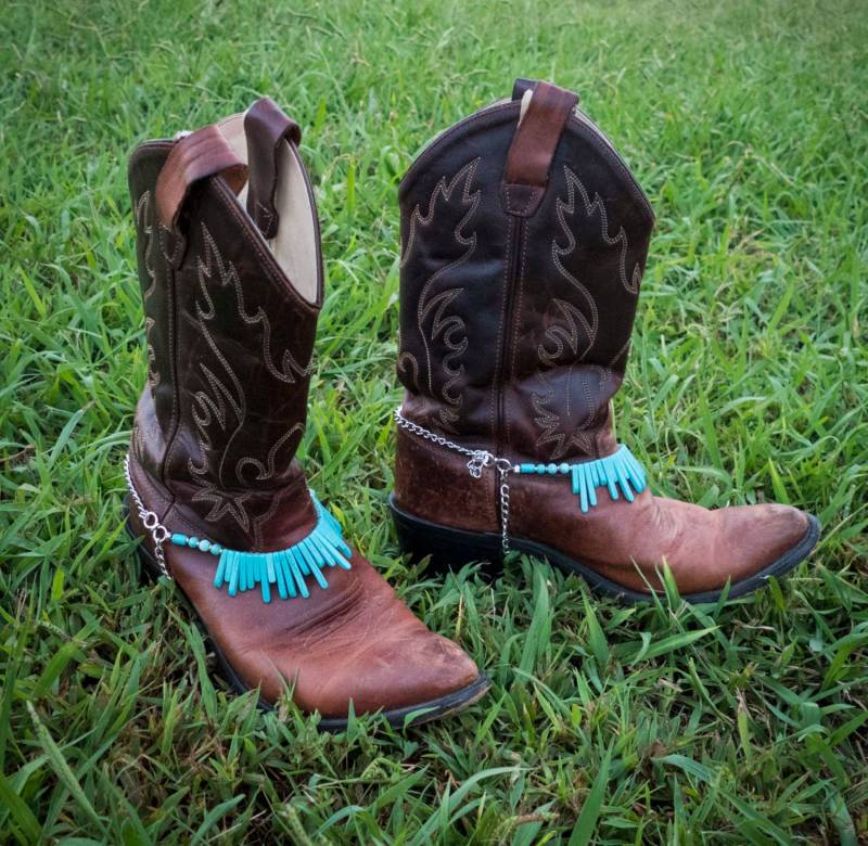 Türkis Howlith Cowboy Boot Schmuck Bootketten Edelstein Türkis Howlith Cowboy Boot Schmuck Bootketten Edelstein von sugartreecreek