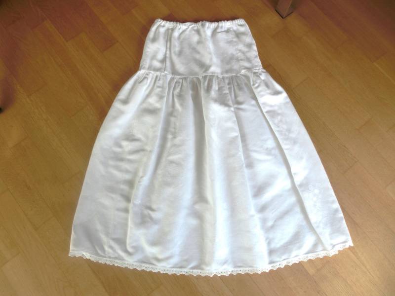 Unterrock Mit Spitze München, Halbrock, Underware For Ladies, Superschön Unterm Dirndl Zu Tragen, Auch Für Andere Weite Röcke Geeignet von sumergosum