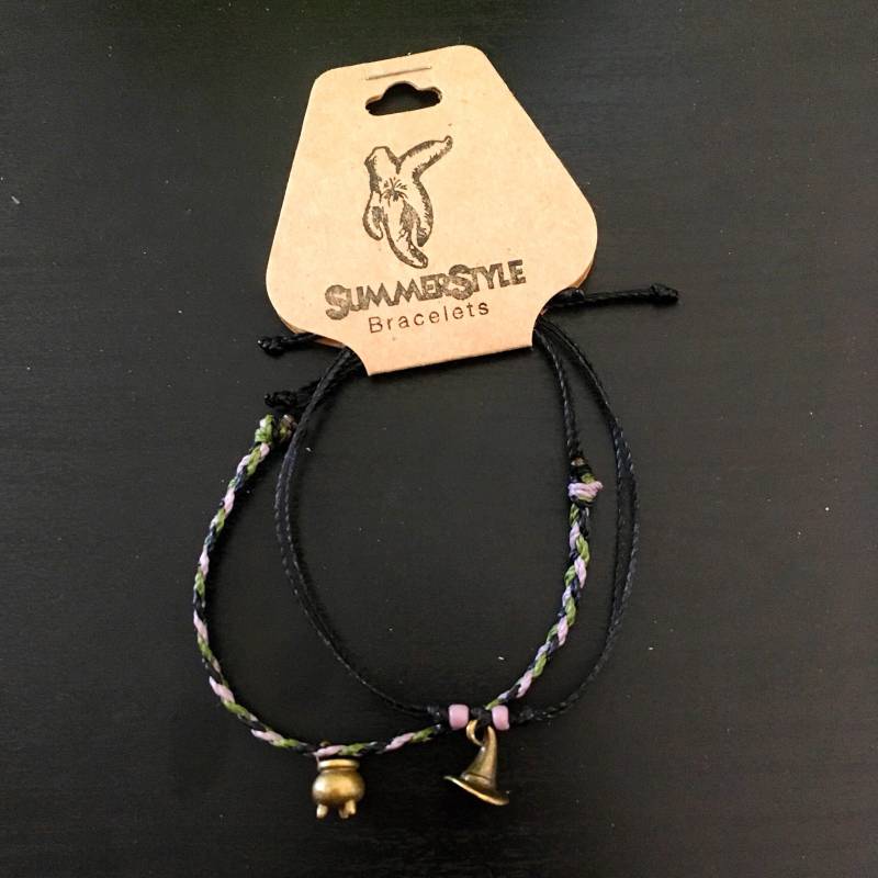 Halloween Hexenhut & Kessel Einstellbares Wasserdichtes Armband-Set, Halloween-Schmuck, Wachsschnur Armband, Wasserdichte Schnur Halloween Hexenhut & Kessel Einstellbares Wasserdichtes Armband-Set, Halloween-Schmuck, Wachsschnur Armband, Wasserdichte Schnur von summerstylebracelets