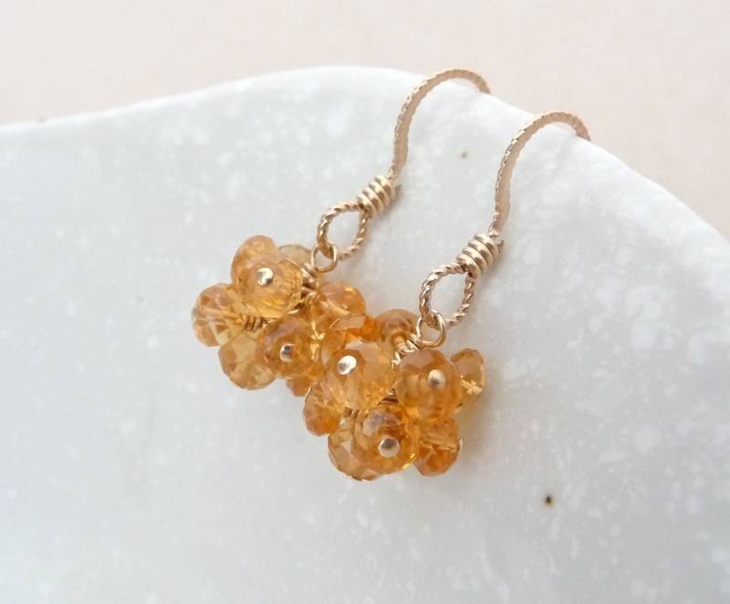 Citrin Pompom Ohrringe, Edelstein Zierliche Kleine Ohrringe von sunnymarigold