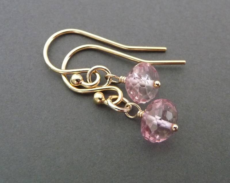 Zierliche Rosa Topas Ohrringe, Edelstein Zierliche Gold Geschenk Für Frauen, Kleine Ohrringe Zierliche Rosa Topas Ohrringe, Edelstein Zierliche Gold Geschenk Für Frauen, Kleine Ohrringe von sunnymarigold