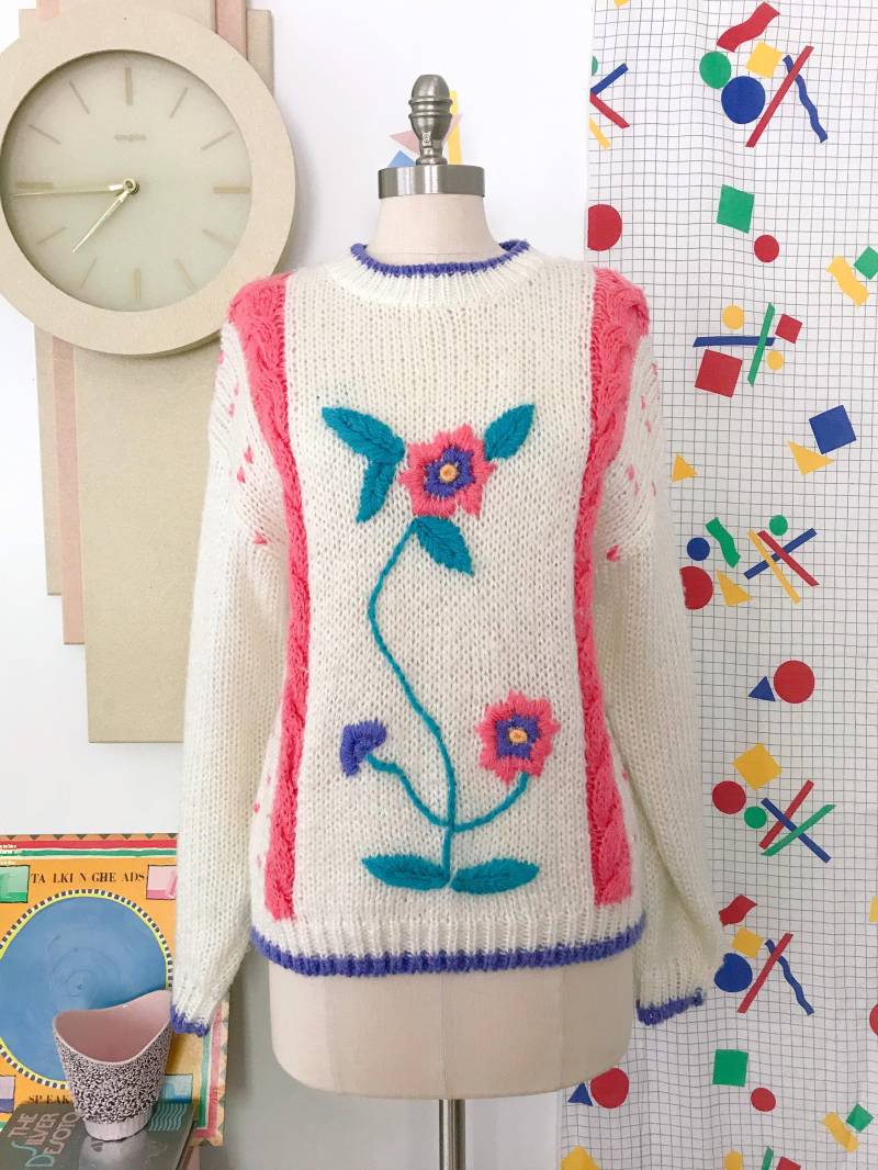 90Er Pastell Floral Hand Gestrickter Pullover - Vintage Floraler Regenbogen von superfunvtg