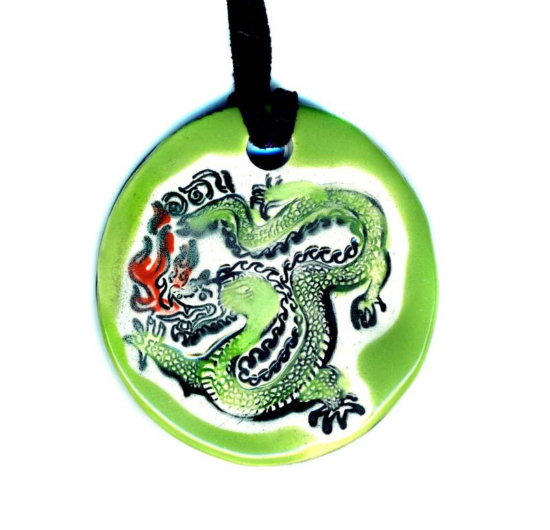 Drachen Keramik Halskette in Grün von surly
