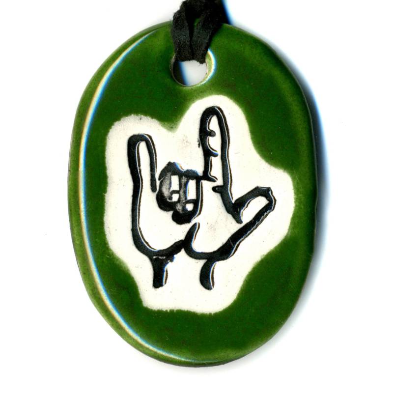 I Love You in Gebärdensprache Keramik Halskette Grün von surly