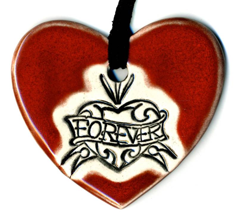 Love Forever Herz Keramik Halskette in Rot von surly