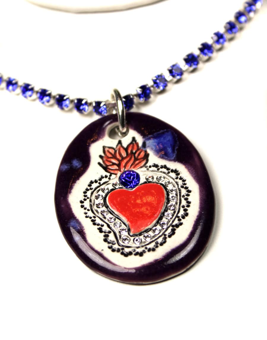 Sacred Heart Sparkle Surly Halskette Mit Swarovski Kristallen in Lila Und Blau Glasur Sapphire Blue Strass Kette von surly