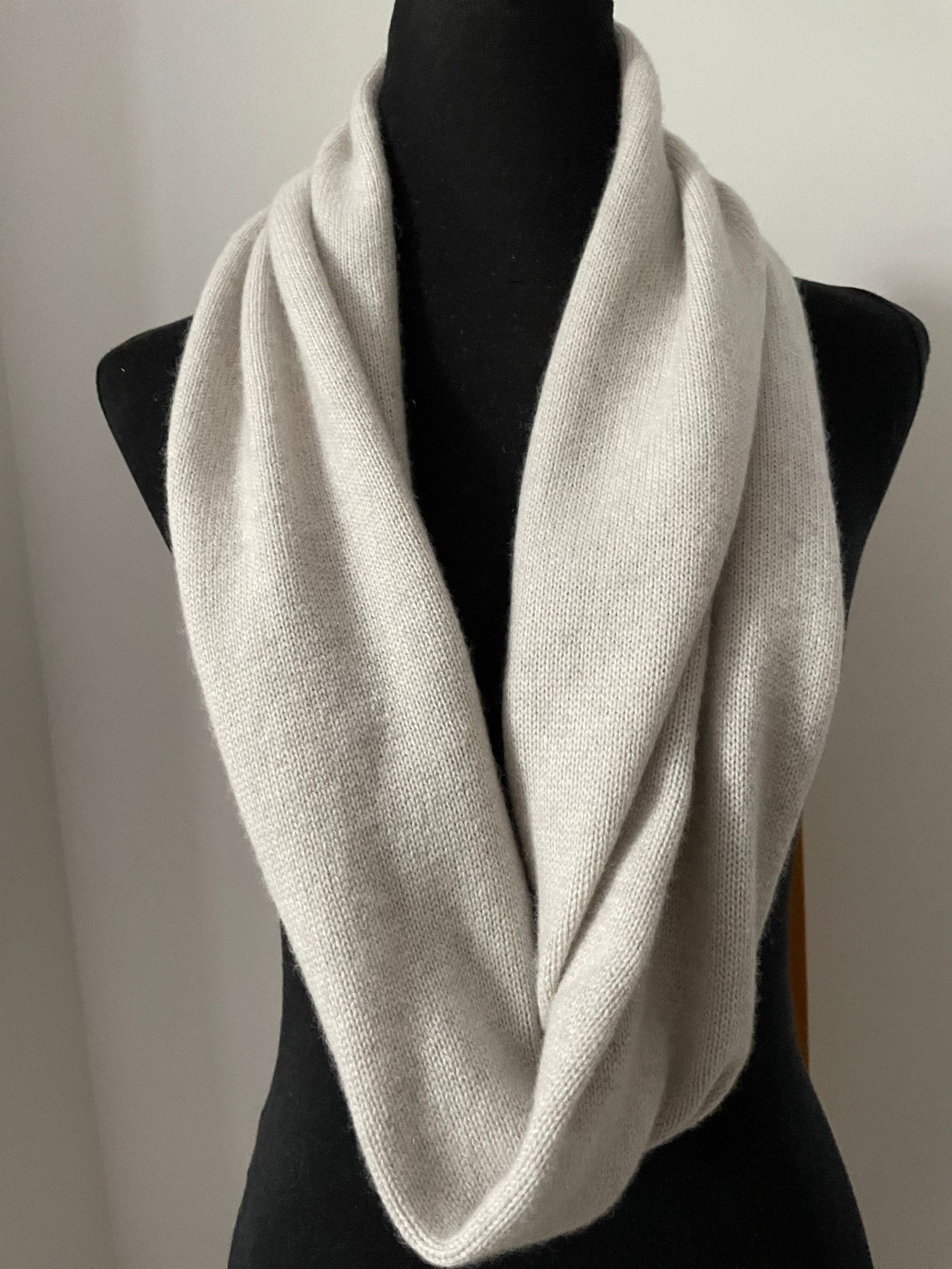 4-Fädiges Infinity Sarf Aus 100% Uk Kaschmir von suttonsknitwear