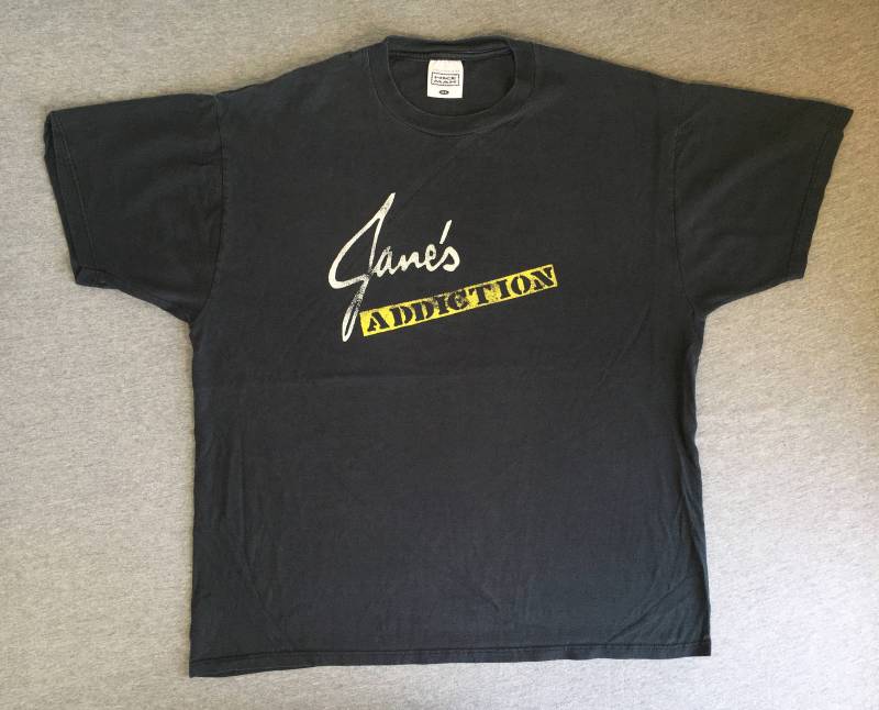 Jane's Addiction Shirt 90Er Jahre Vintage/ Show Posters Alternative Rock Band Tshirt/ Pin Up Girls Perry Farrell Usa Netter Mann Schwarz Xl von sweetVTGtshirt