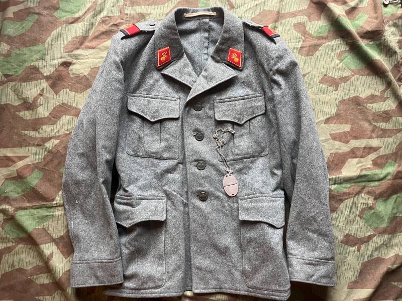 Kalter Krieg Schweizer Wolle Artilleriejacke Mit Erkennungsmarken Uniform Soldat Vintage Original von swissarmymilitaria
