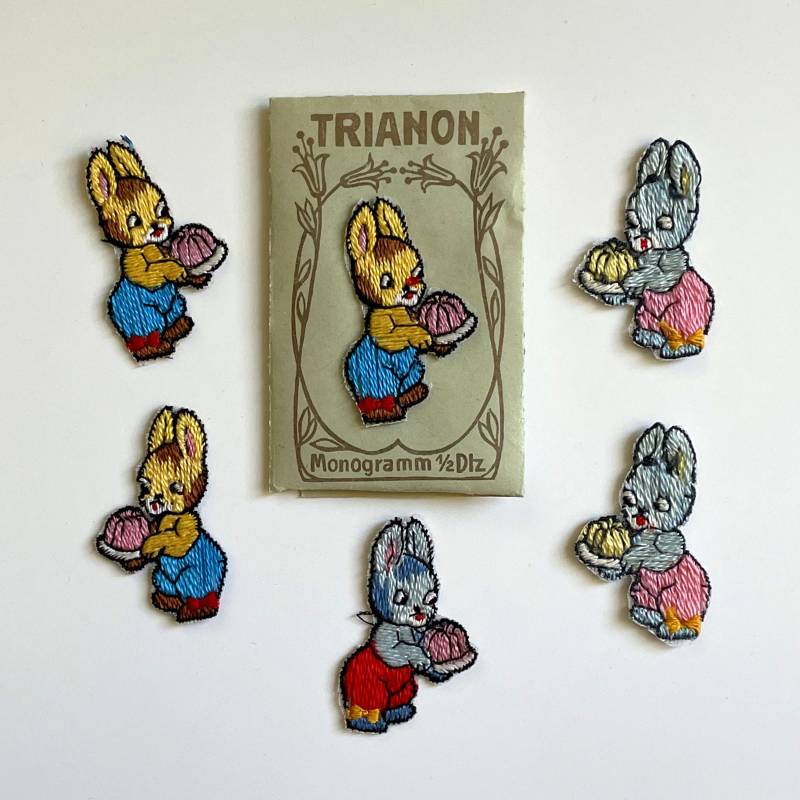 1930Er Jahre Kleiner Briefumschlag Mit 6 Niedlichen Häschen-Applikationen von swissvintageantique