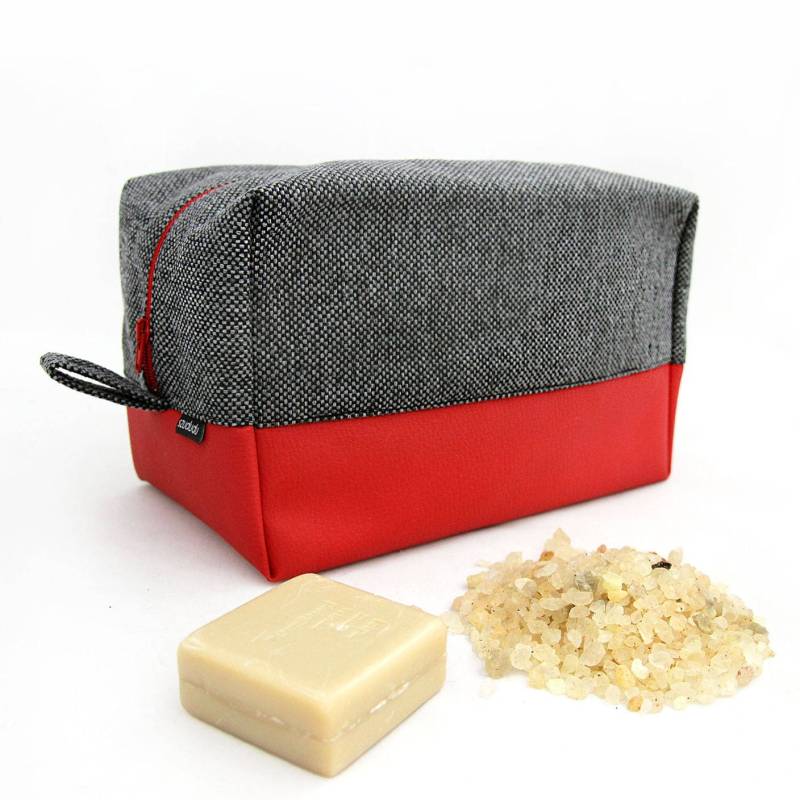 Große Kosmetiktasche Große Kulturtasche Rot Herren Dopp Kit Eco Leder Waschtasche Duschtasche Veganes Geldbörsen Rasierset Tasche Große Kosmetiktasche Große Kulturtasche Rot Herren Dopp Kit Eco Leder Waschtasche Duschtasche Veganes Geldbörsen Rasierset Tasche von szududu