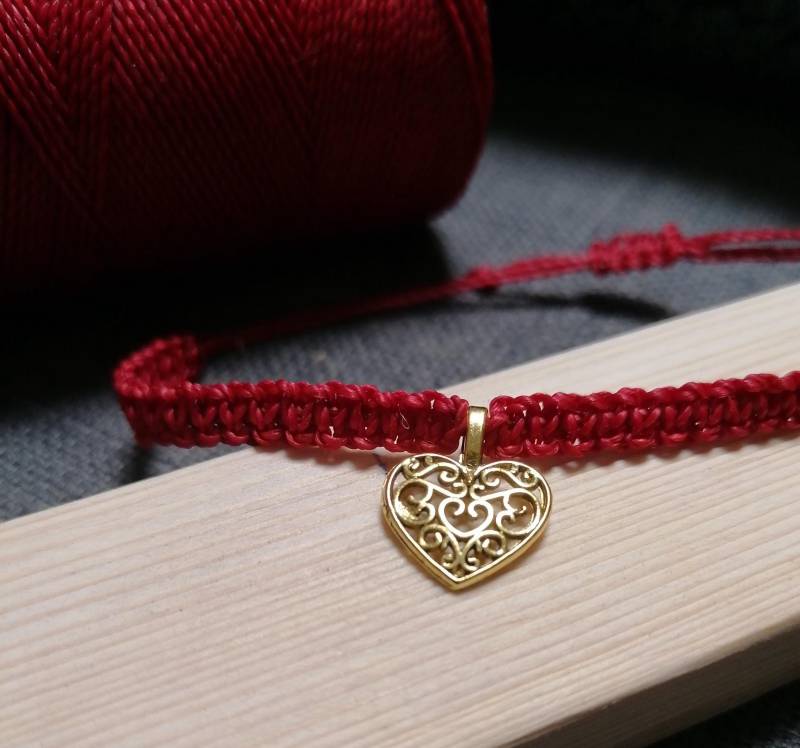 Makramee-Armband Herz Rot von tallehandmade