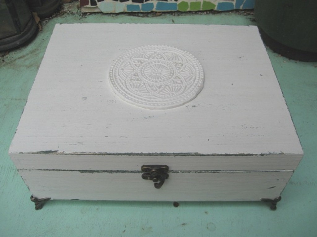 Schmuckkästchen Cremig-Verträumt "Shabby Chic" , Schmuckaufbewahrung, Schmuckorganizer, Ringschrank von tammnoony