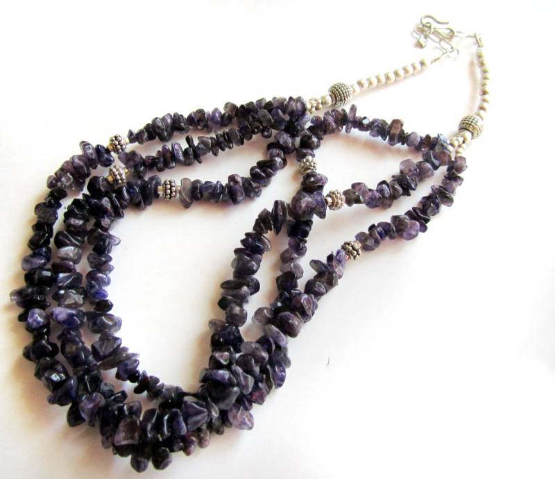 Amethyst Strang-Halskette Chips Halskette Halb Kostbare Edelstein Schmuck Cluster - Violett Kostenloser Versand Taneesi von taneesijewelry