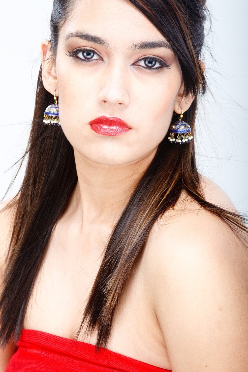 Blaue Jhumka Ohrringe, Jaipur Lac Ohrringe, Rajasthan Pearl Ohrringe, Lac Gold Jhumkas, Kristallohrringe, Vintage Schmuck Von Taneesi von taneesijewelry