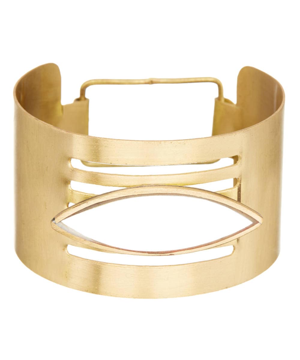 Gold Manschette Armband, Perlmutt Armband -statement Manschette, Frauen Geburtstagsgeschenk, Urlaub Schmuck Taneesi Gold Manschette Armband, Perlmutt Armband -statement Manschette, Frauen Geburtstagsgeschenk, Urlaub Schmuck Taneesi von taneesijewelry