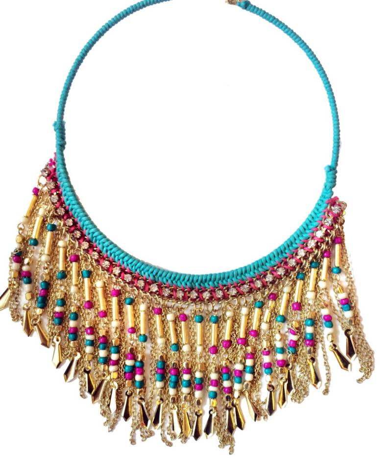 Quasten-Halskette, Türkis-Gold-Quasten-Halskette, Blaues Lätzchen, Fransen-Halskette, Halsband, Boho-Schmuck Von Taneesi von taneesijewelry