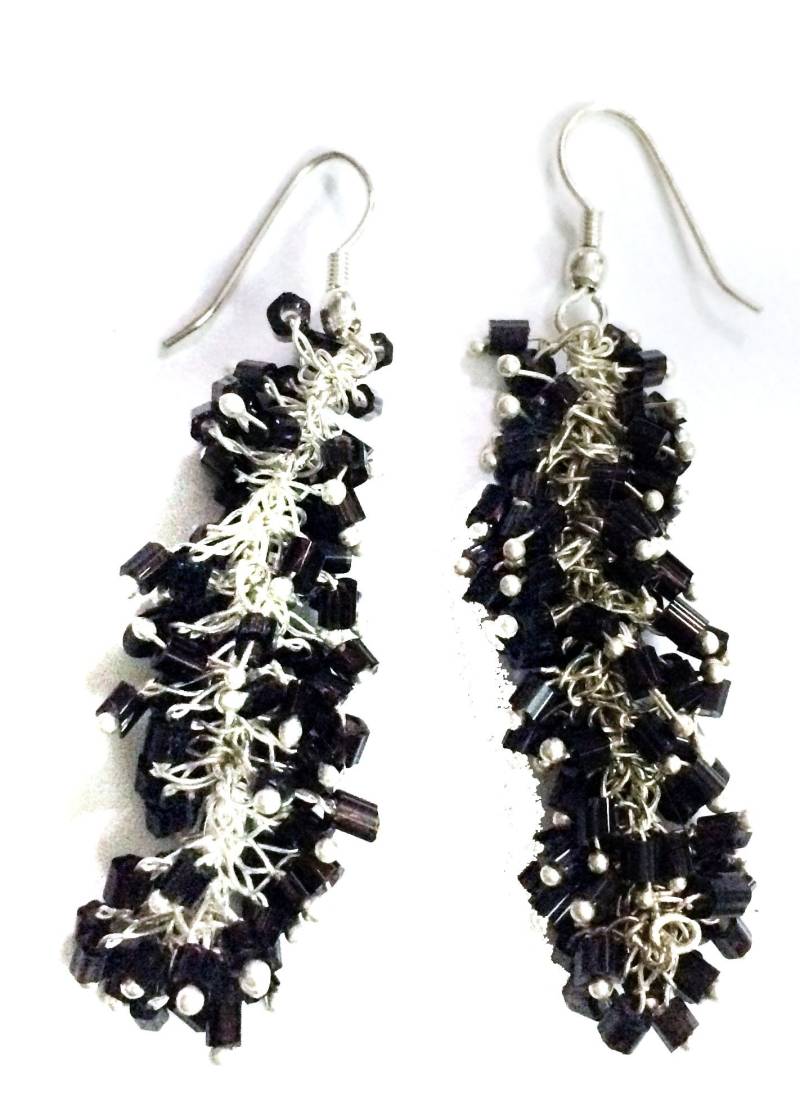 Schwarz Cluster Ohrringe-Schwarz & Silber Boho Ohrringe-Baumeln Ohrringe-Perlen Schmuck Tragen, Um Ohrringe-Leichten Handgemachten Zu Arbeiten von taneesijewelry