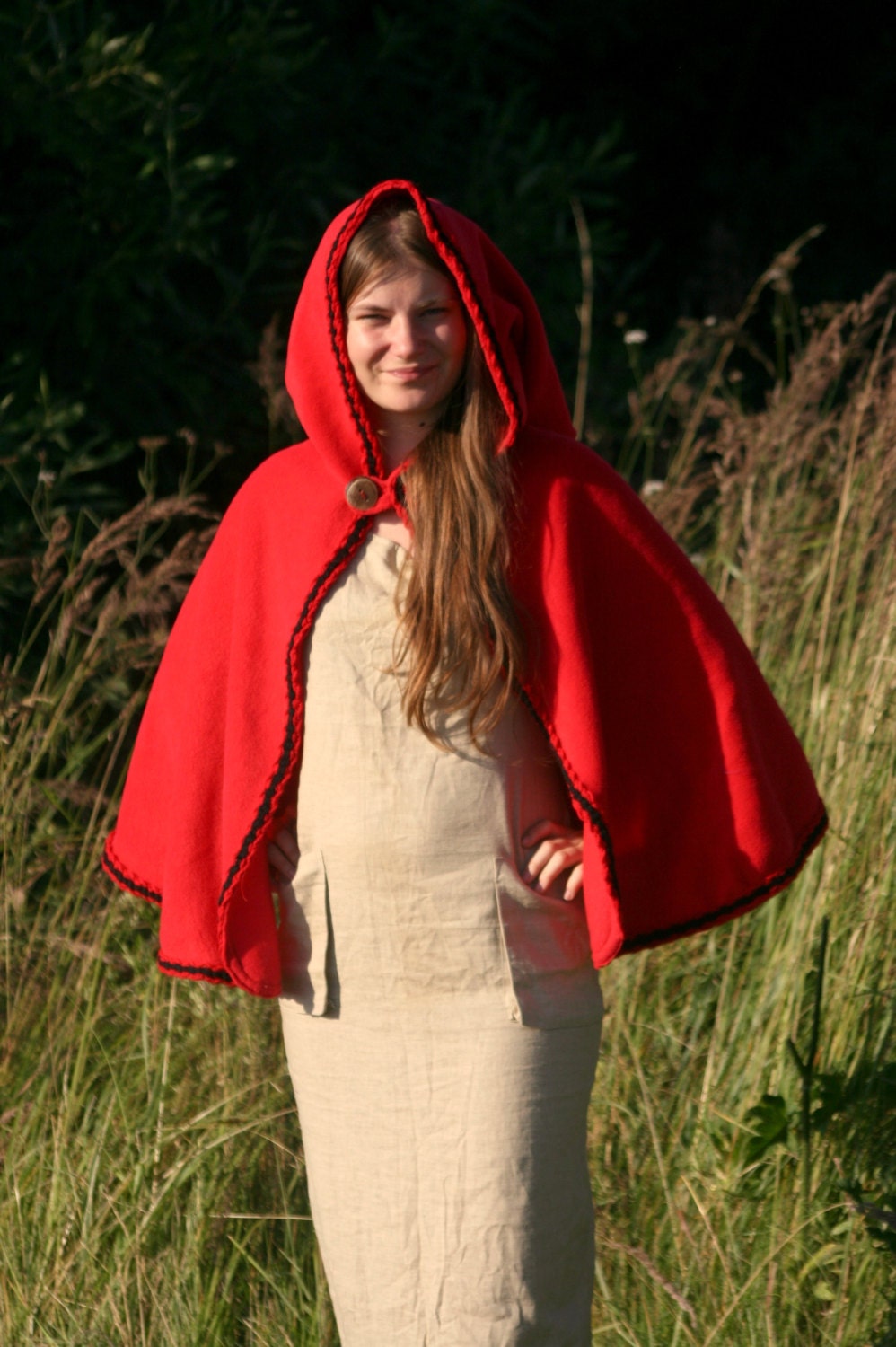 Versandfertig in Pünktlich Zu Halloween Red Riding Hood Kap - Red Capelet Rot Reiten Haube Mantel Riding Kostüm Versandfertig in Pünktlich Zu Halloween Red Riding Hood Kap - Red Capelet Rot Reiten Haube Mantel Riding Kostüm von tatoke
