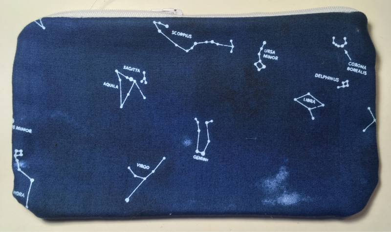 Blaue Und Weiße Konstellationen Reißverschluss Tasche/Federmäppchen Blaue Und Weiße Konstellationen Reißverschluss Tasche/Federmäppchen von tearsandschmaltz