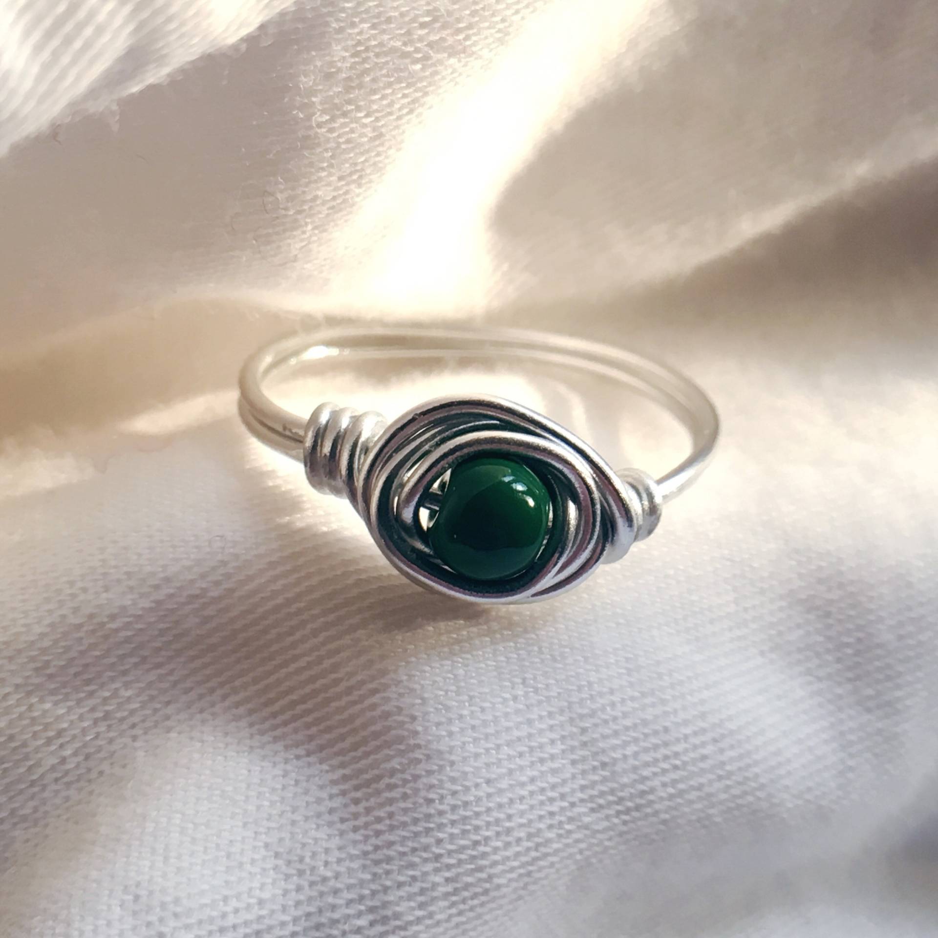 Kleine Nest Ring, Minimale Silberring. Silber Drahtring. Maßgeschneidert Auf Bestellung. Handgemachte Ring. Einfache Niedlich, Zierinzig Kleine Nest Ring, Minimale Silberring. Silber Drahtring. Maßgeschneidert Auf Bestellung. Handgemachte Ring. Einfache Niedlich, Zierinzig von teenytinyshoppe