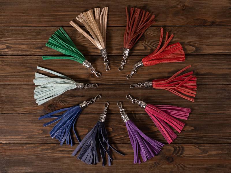 Leder Quaste Schlüsselanhänger Einzigartige Geschenke, Weihnachtsgeschenk Für Freunde, Quaste Fransen Schlüsselanhänger, Silber Gold von tefia