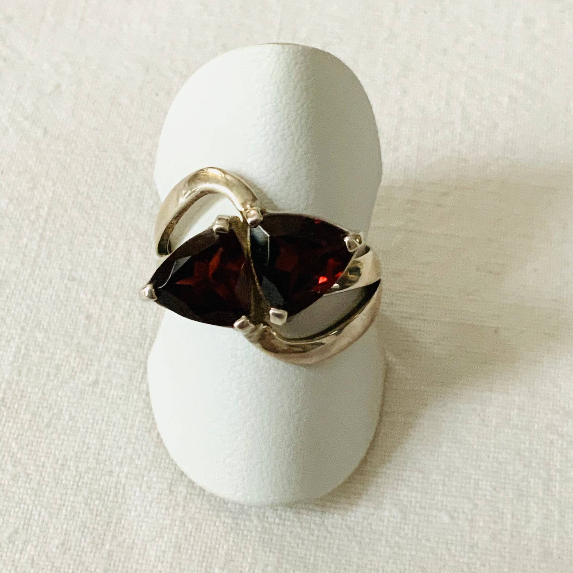 Außergewöhnlicher Ring Granat Facettiert, 925Er Silber von tendenceByAngela