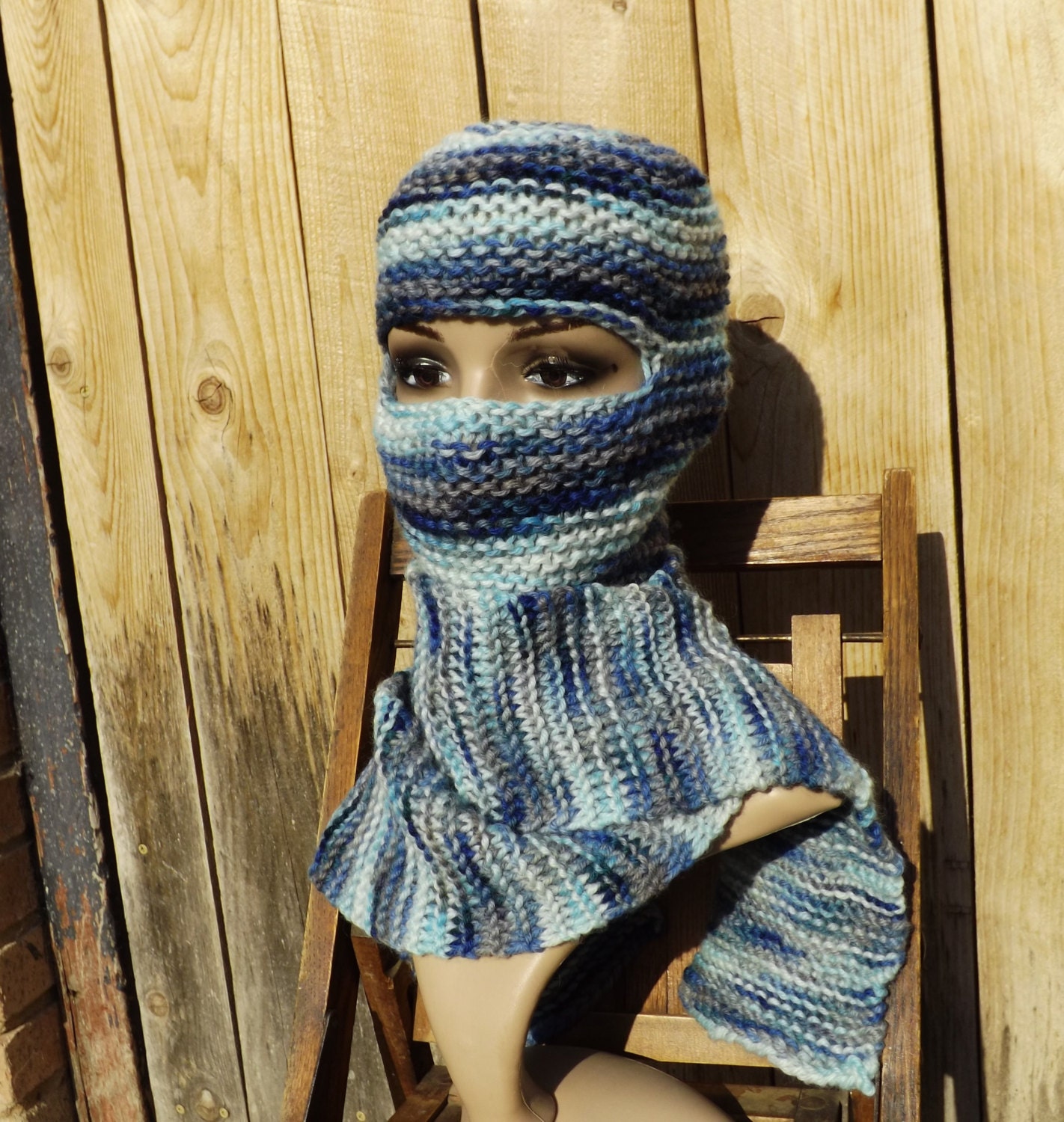 Earth From Space Balaklava Und Schalstück in Wolle von teresab4332