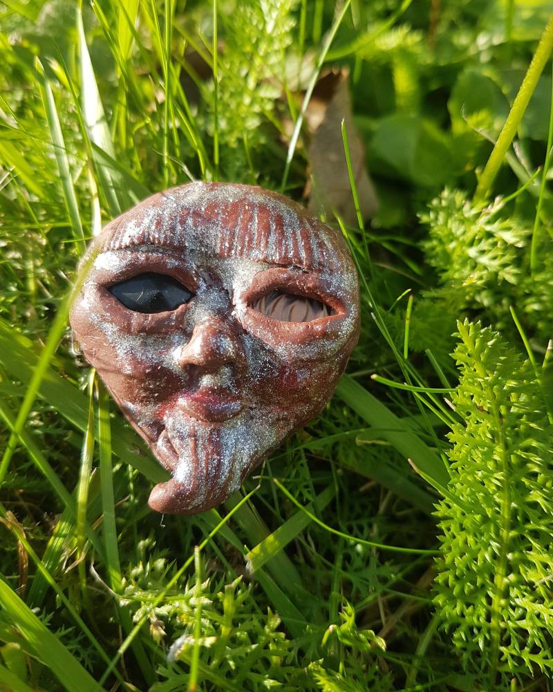 Bärtiger Mann Hässlicher Und Niedlicher Gesicht Pin Bärtiger Mann Hässlicher Und Niedlicher Gesicht Pin von terkapio
