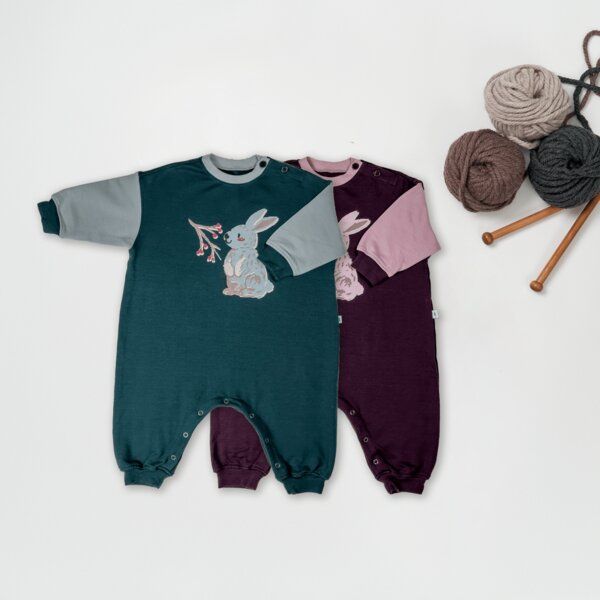 tetoi-vienna TENCEL Babyoverall "Alpenflausch Hase" kuscheliger Strampler von tetoi-vienna