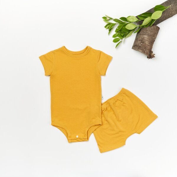 tetoi-vienna TENCEL kurzarm Body und kurze Hose Baby Set "Waldbad" von tetoi-vienna