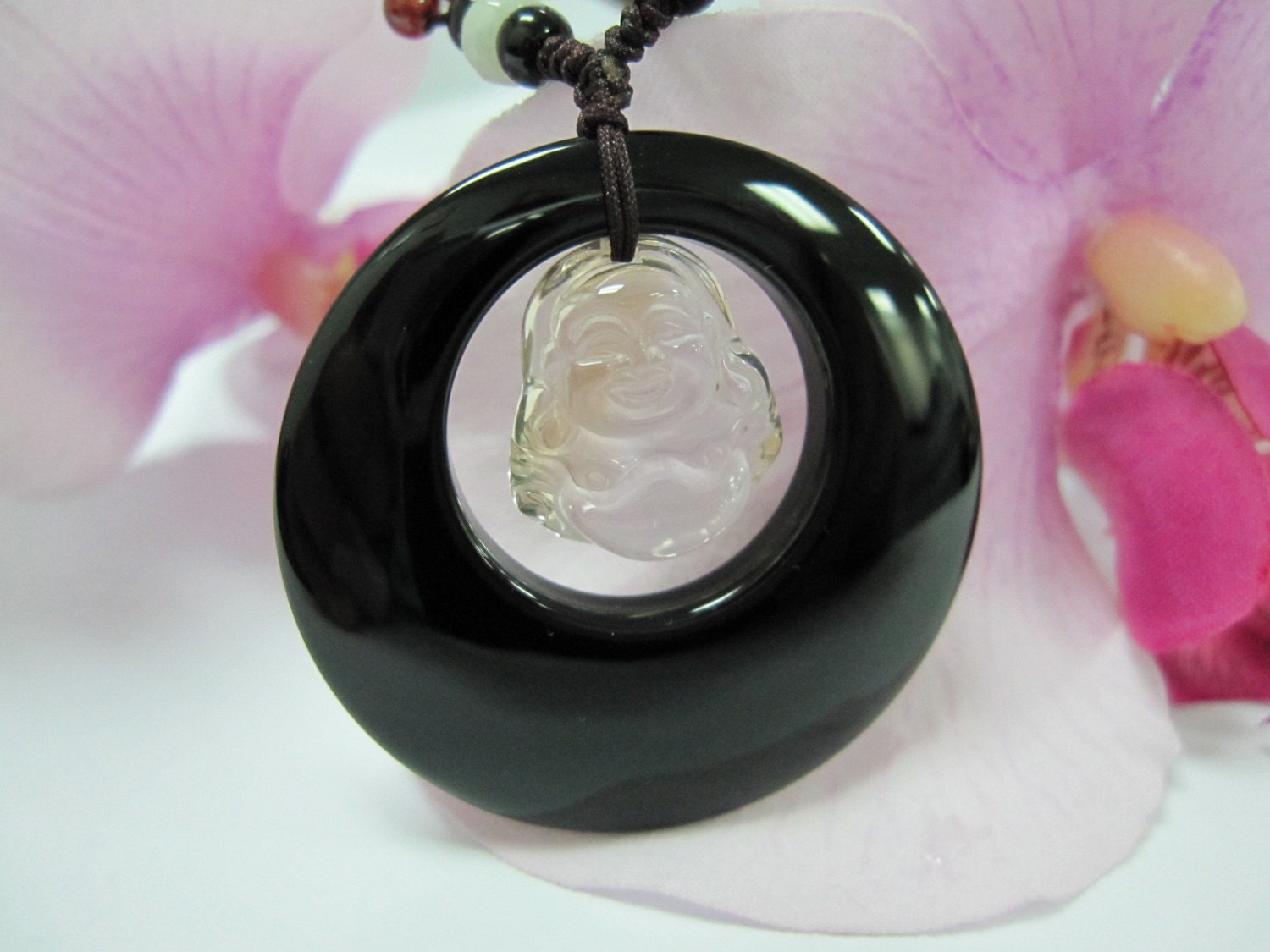 Ametrin Lachender Buddha Und Onyx Donut Amulett Halskette Ametrin Lachender Buddha Und Onyx Donut Amulett Halskette von the68artshop