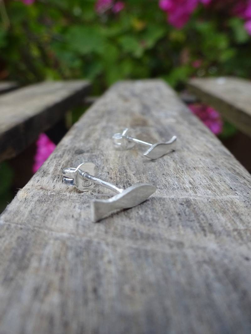 925 Silber Kleine Fisch-Ohrstecker von the925project