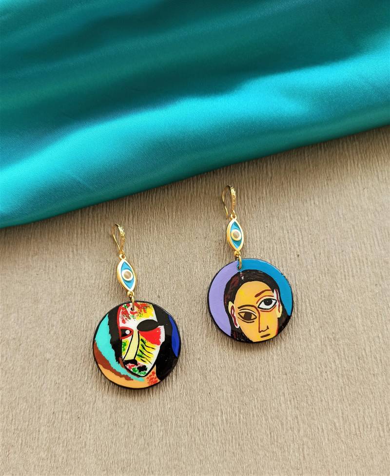 Bemalte Holzohrringe Inspiriert Von Picasso Art.dangle Handbemalte Statement Ohrringe. Inspirationsdesign Voller Farben. Geschenk Für Sie Bemalte Holzohrringe Inspiriert Von Picasso Art.dangle Handbemalte Statement Ohrringe. Inspirationsdesign Voller Farben. Geschenk Für Sie von theArtDecoBox
