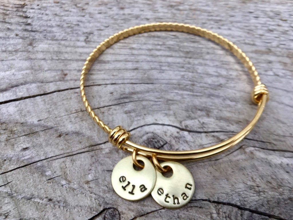 Benutzerdefinierte Mutter Armband, Großmutter Armband - Gold Rose Namen Geschenk Zum Muttertag von theCopperPoppy