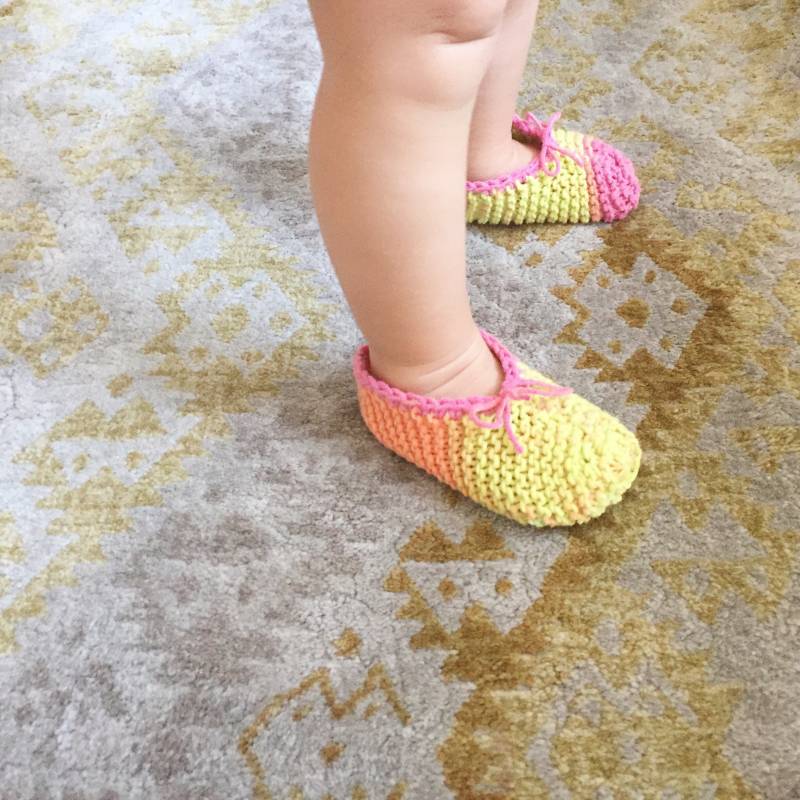 Mädchen Handgestrickte Hausschuhe Baby Kleinkind Haus Entzückende Söckchen Baumwolle Natürliche Elfe Fee Kinder Warme Unisex Benutzerdefinierte von theFairies