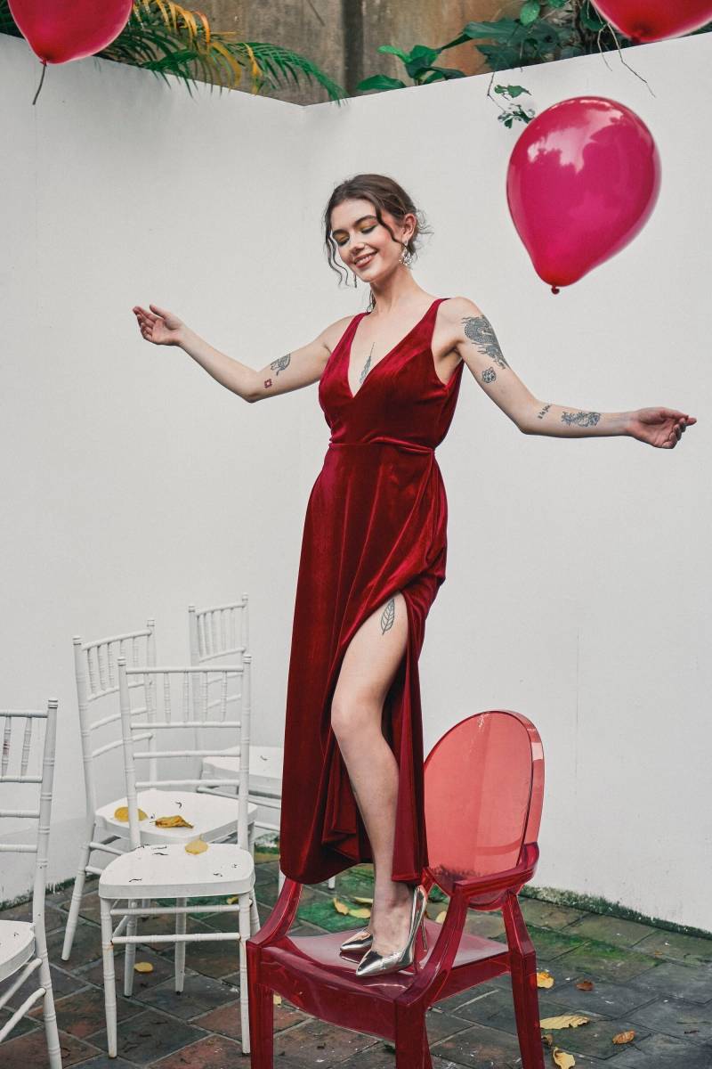 Weihnachten Rotes Samt Kleid/Ärmelloses High Split Brautjungfer Langes Laa130 von theLABERA